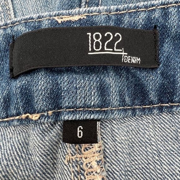 1822 Denim Women’s Two Toned Raw Hem Mini Jean Skirt Size 6 - Picture 2 of 8